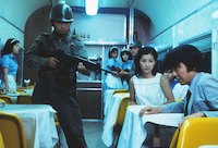 皇帝のいない八月